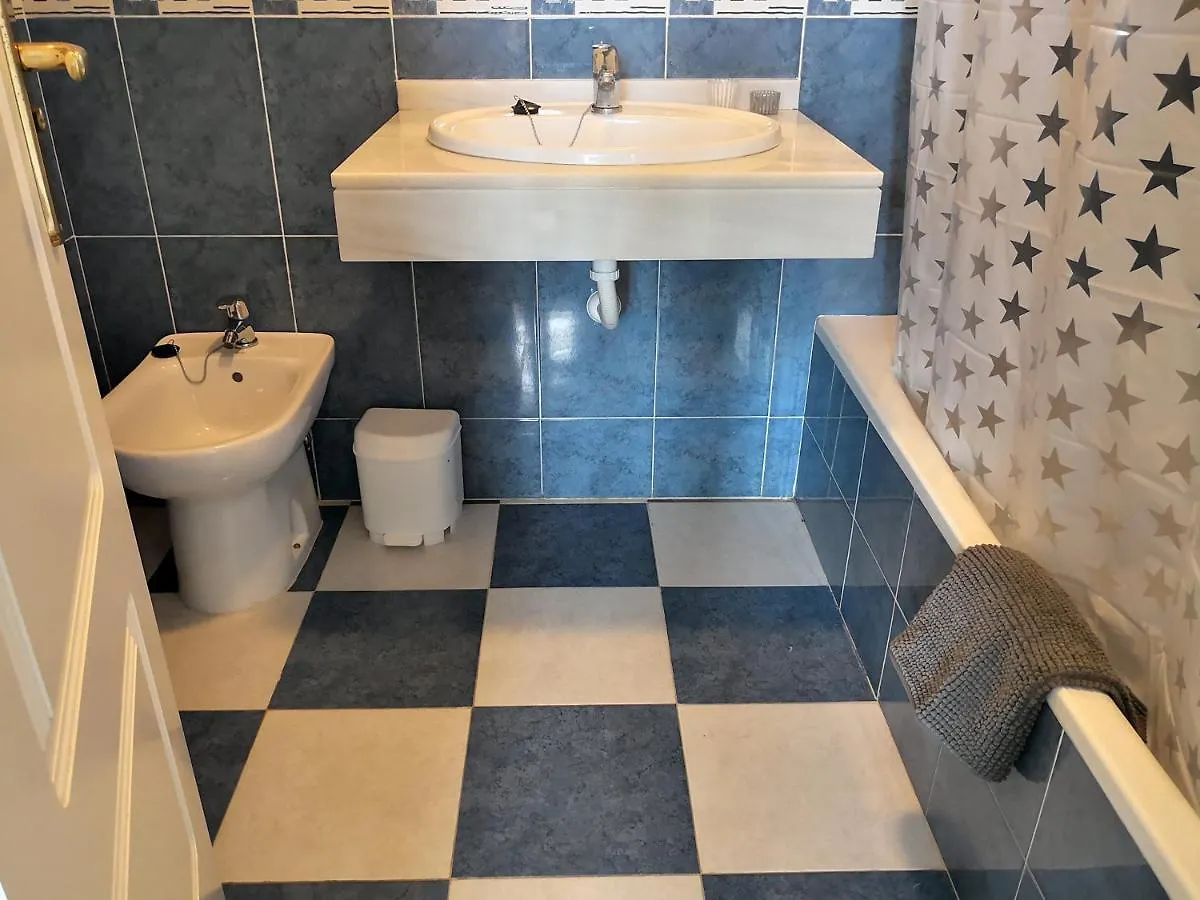 Princesa Kristina Luxury Apartment مانيلفا